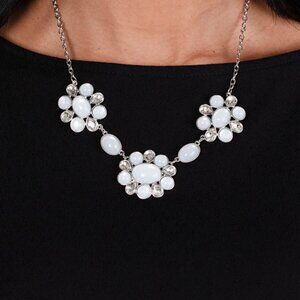 Paparazzi Jewelry Accessories - Your Chariot Awaits - White Necklace